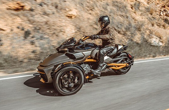 Can-Am SPYDER（カンナムスパイダー）の魅力
